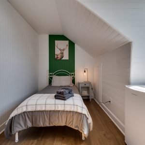 CHAMBRE 303